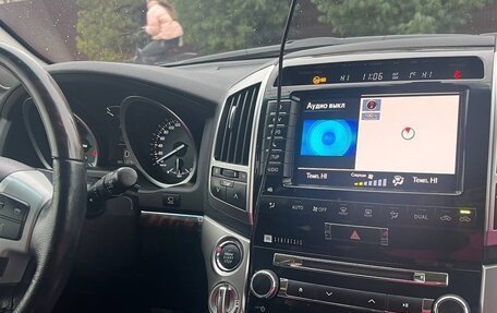 Toyota Land Cruiser 200, 2013 год, 4 050 000 рублей, 11 фотография