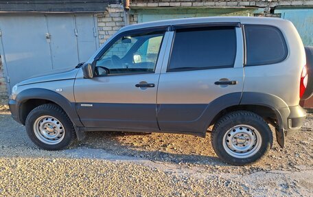 Chevrolet Niva I рестайлинг, 2017 год, 720 000 рублей, 16 фотография