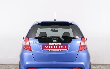 Honda Fit III, 2010 год, 799 000 рублей, 6 фотография