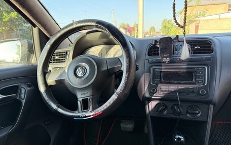 Volkswagen Polo VI (EU Market), 2011 год, 730 000 рублей, 11 фотография