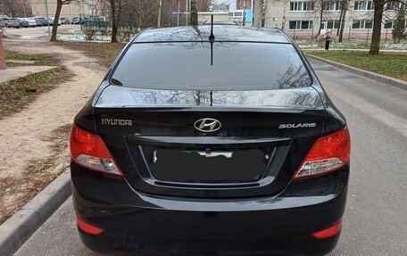Hyundai Solaris II рестайлинг, 2013 год, 600 000 рублей, 4 фотография