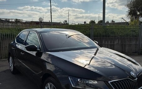 Skoda Superb III рестайлинг, 2016 год, 2 690 000 рублей, 2 фотография