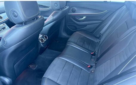 Mercedes-Benz E-Класс, 2019 год, 3 690 000 рублей, 13 фотография