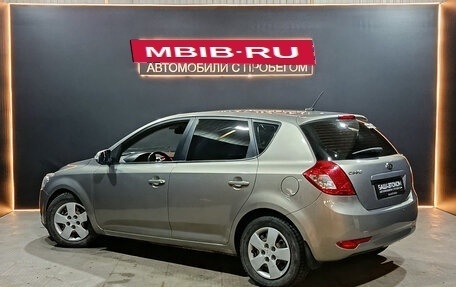 KIA cee'd I рестайлинг, 2011 год, 830 000 рублей, 2 фотография