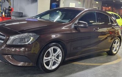 Mercedes-Benz A-Класс, 2015 год, 1 350 000 рублей, 1 фотография