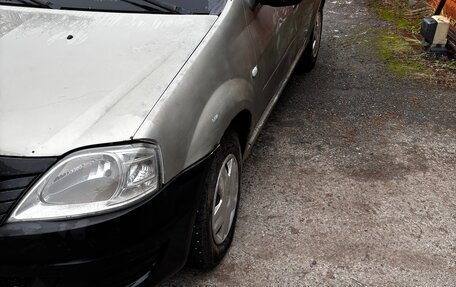 Renault Logan I, 2010 год, 300 000 рублей, 3 фотография