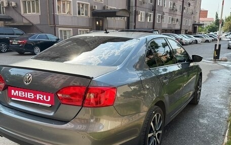 Volkswagen Jetta VI, 2013 год, 990 000 рублей, 9 фотография