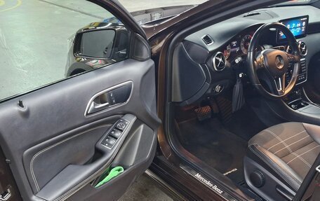 Mercedes-Benz A-Класс, 2015 год, 1 350 000 рублей, 6 фотография