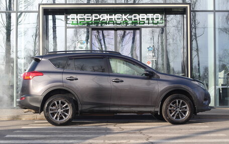 Toyota RAV4, 2013 год, 1 900 000 рублей, 4 фотография