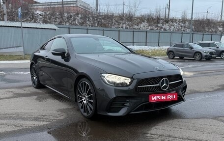 Mercedes-Benz E-Класс, 2021 год, 6 500 000 рублей, 3 фотография