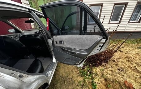 Mazda Familia, 2000 год, 300 000 рублей, 12 фотография