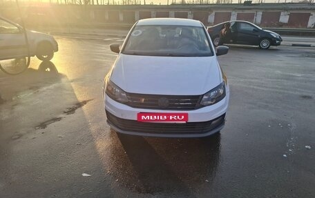 Volkswagen Polo VI (EU Market), 2018 год, 650 000 рублей, 1 фотография