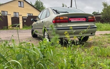 Renault Laguna II, 2000 год, 185 000 рублей, 4 фотография