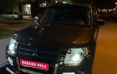 Mitsubishi Pajero IV, 2018 год, 4 300 000 рублей, 3 фотография