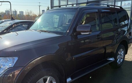 Mitsubishi Pajero IV, 2018 год, 4 300 000 рублей, 10 фотография