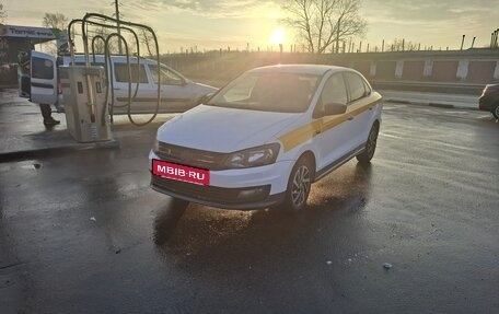 Volkswagen Polo VI (EU Market), 2018 год, 650 000 рублей, 2 фотография