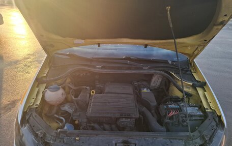 Volkswagen Polo VI (EU Market), 2018 год, 650 000 рублей, 11 фотография