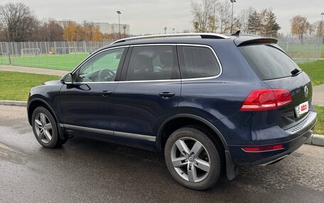 Volkswagen Touareg III, 2011 год, 1 790 000 рублей, 7 фотография