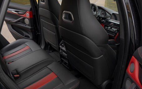 BMW X6 M, 2017 год, 4 800 000 рублей, 10 фотография