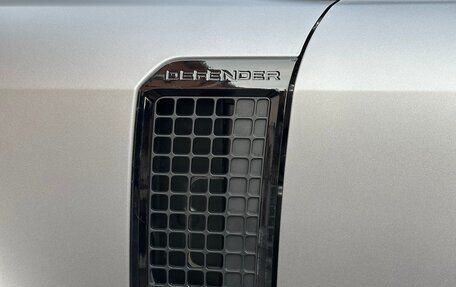 Land Rover Defender II, 2021 год, 6 940 000 рублей, 10 фотография