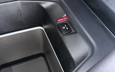 Land Rover Defender II, 2021 год, 6 940 000 рублей, 22 фотография