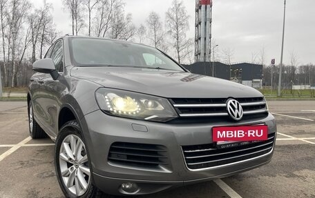 Volkswagen Touareg III, 2012 год, 2 170 000 рублей, 2 фотография