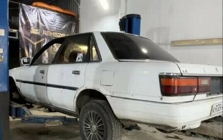Toyota Camry, 1987 год, 108 000 рублей, 4 фотография
