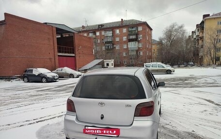 Toyota Vitz, 2001 год, 450 000 рублей, 2 фотография