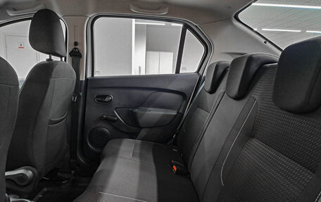 Renault Logan II, 2021 год, 860 000 рублей, 15 фотография