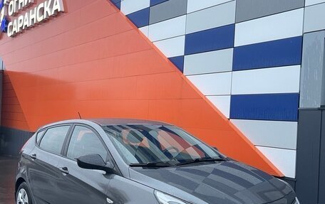 Hyundai Solaris II рестайлинг, 2014 год, 975 000 рублей, 1 фотография