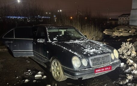 Mercedes-Benz E-Класс, 1998 год, 220 000 рублей, 1 фотография