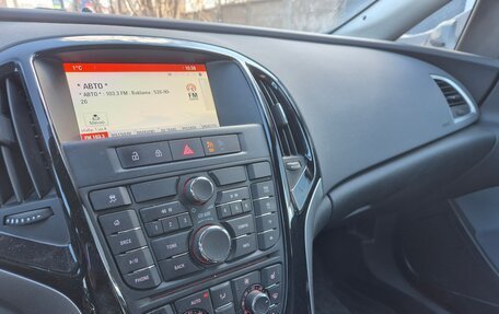 Opel Astra J, 2015 год, 935 000 рублей, 6 фотография