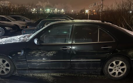 Mercedes-Benz E-Класс, 1998 год, 220 000 рублей, 3 фотография