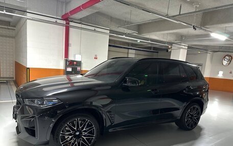 BMW X5 M, 2025 год, 22 350 000 рублей, 2 фотография