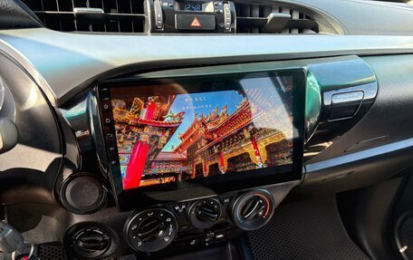 Toyota Hilux VIII, 2020 год, 4 700 000 рублей, 12 фотография