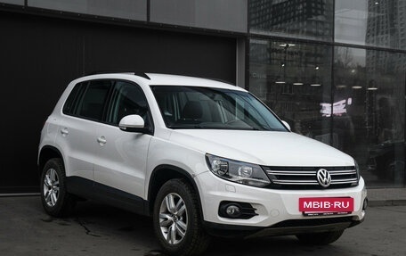 Volkswagen Tiguan I, 2011 год, 1 299 000 рублей, 3 фотография