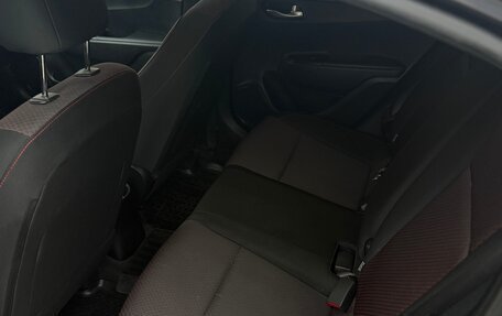 KIA Rio IV, 2021 год, 1 700 000 рублей, 11 фотография