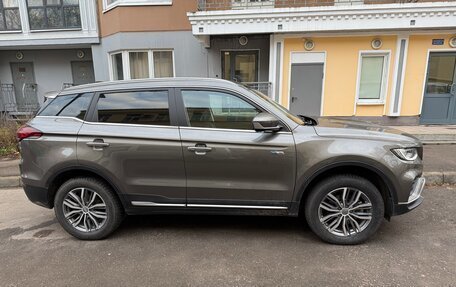 Geely Atlas, 2023 год, 1 900 000 рублей, 2 фотография