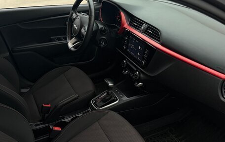 KIA Rio IV, 2021 год, 1 700 000 рублей, 10 фотография