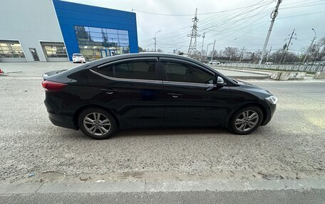 Hyundai Elantra VI рестайлинг, 2017 год, 1 550 000 рублей, 7 фотография