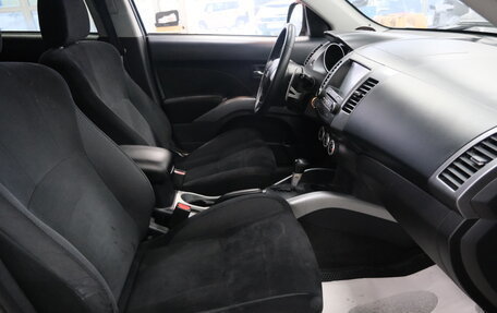 Mitsubishi Outlander III рестайлинг 3, 2007 год, 1 189 000 рублей, 19 фотография