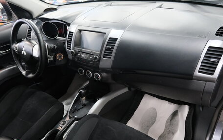 Mitsubishi Outlander III рестайлинг 3, 2007 год, 1 189 000 рублей, 18 фотография