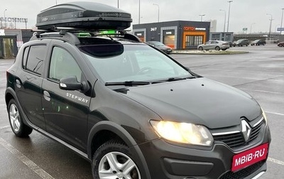 Renault Sandero II рестайлинг, 2018 год, 900 000 рублей, 1 фотография