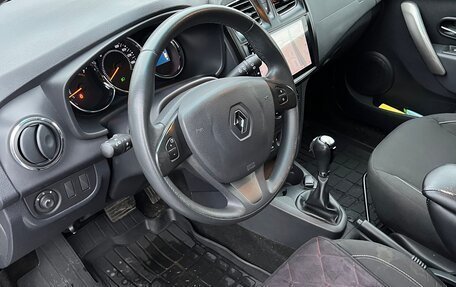 Renault Sandero II рестайлинг, 2018 год, 900 000 рублей, 15 фотография