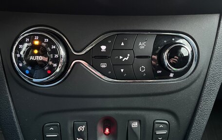 Renault Sandero II рестайлинг, 2018 год, 900 000 рублей, 13 фотография