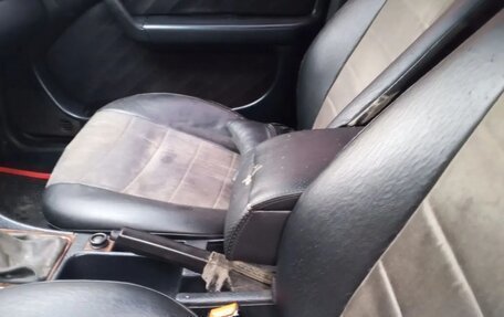 Audi A6, 1994 год, 400 000 рублей, 4 фотография