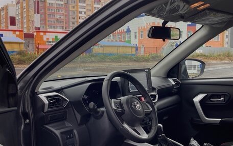 Toyota Raize I, 2023 год, 2 200 000 рублей, 6 фотография