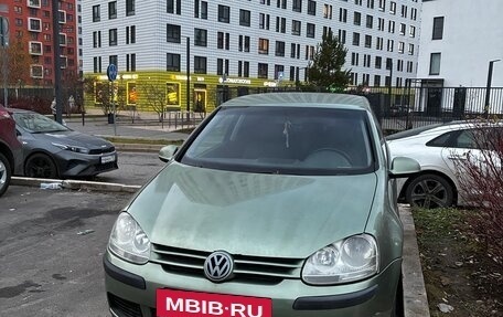 Volkswagen Golf V, 2004 год, 650 000 рублей, 3 фотография