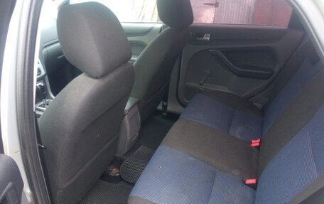 Ford Focus II рестайлинг, 2005 год, 370 000 рублей, 18 фотография