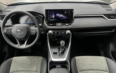 Toyota RAV4, 2025 год, 4 990 000 рублей, 9 фотография